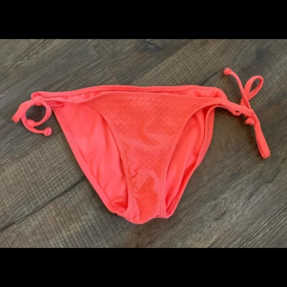 OLD NAVY CORAL STRING BIKINI BOTTOMS